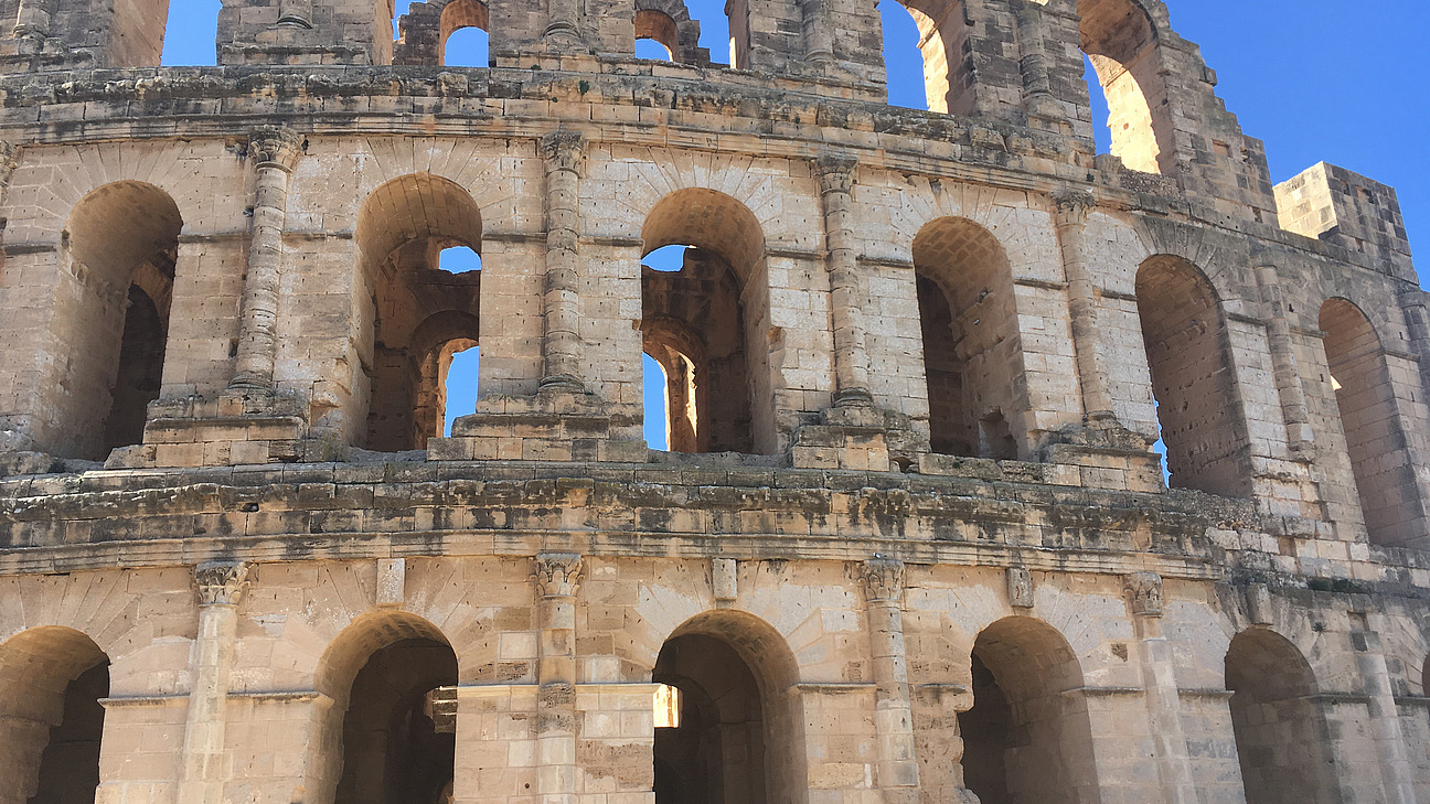Ausschnitt des Mauerwerks des Amphitheater in El Djem.