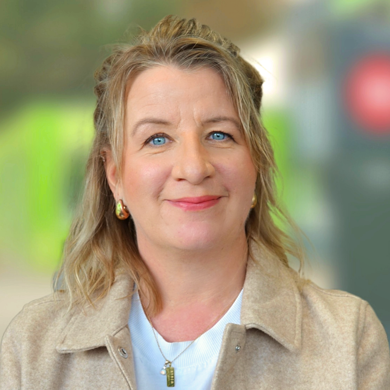 Portraitbild Miriam Sisic