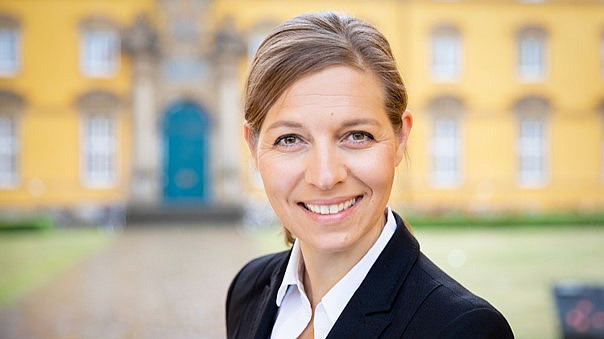 Portrait Susanne Menzel-Riedl