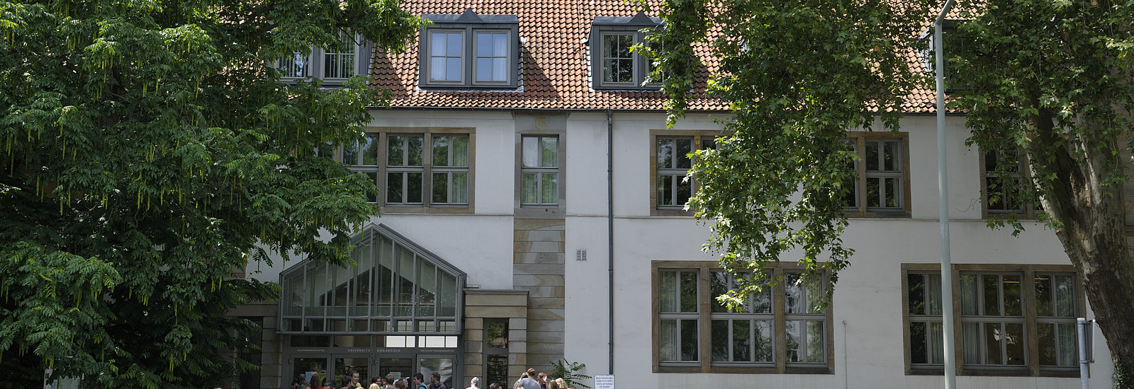 GB 22, HTW 14, FB 09 Wirtschaftswissenschaften, FB 10 Rechtswissenschaften, Außen, Campusleben