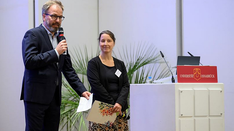 Andreas Pott, Helen Schwenken