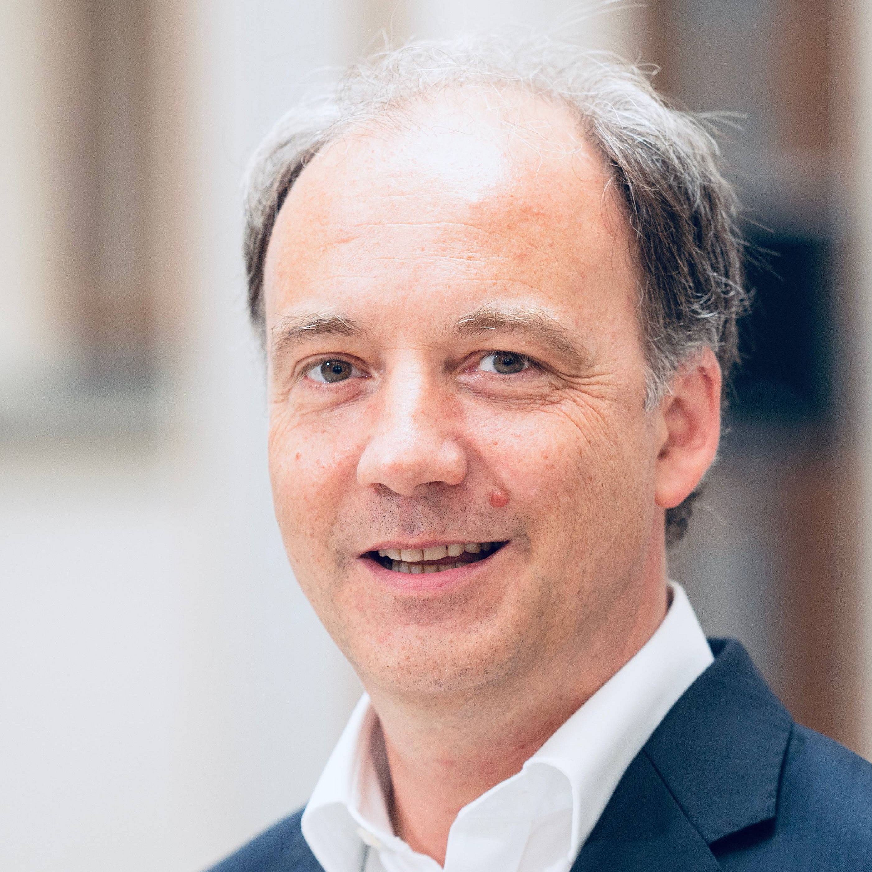 Porträt Prof. Christoph Busch