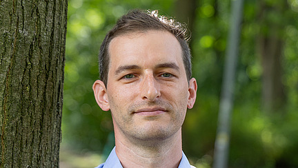 Charles Lowe