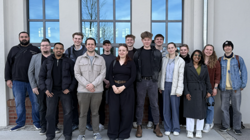 Gruppenfoto der Teilnehmenden