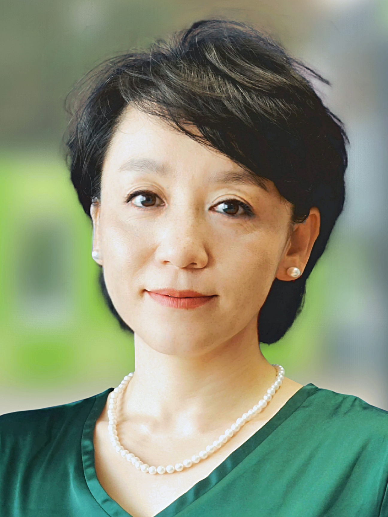 Portraitbild von Prof. Dr. Bin Qu