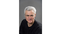 Dr. habil Roland Lippuner
