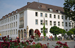Gebäude Fachbereich Sprach- und Literaturwissenschaften