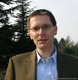 Portrait Prof. Dr. Joachim Hertzberg