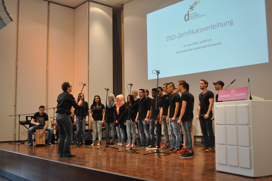 Der "Klassensong" - entstanden in einem Seminar mit Osnabrücker Musikstudierenden.