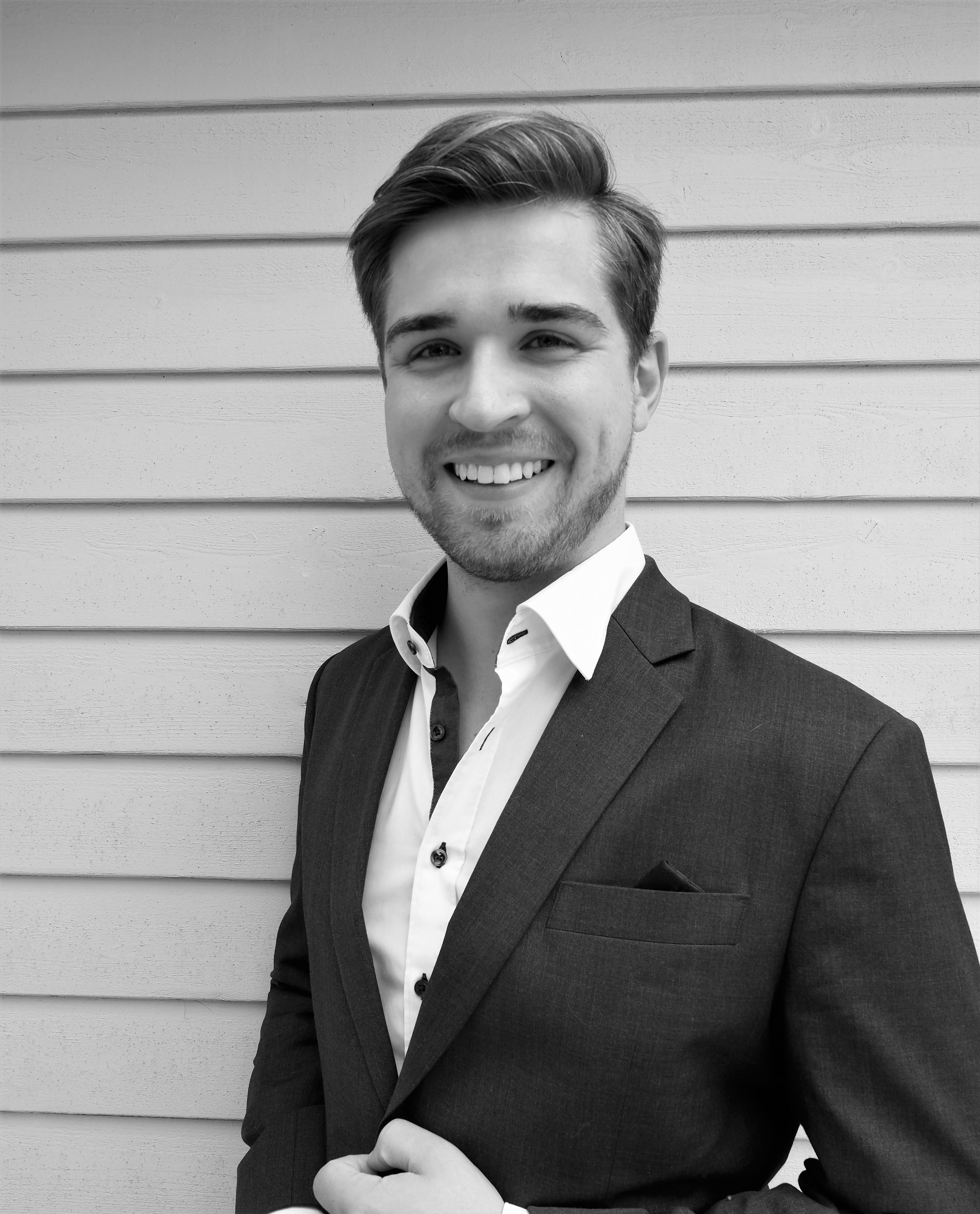 Portraitbild Mitarbeiter